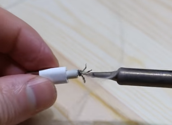 Image - DIY ipad cable repair