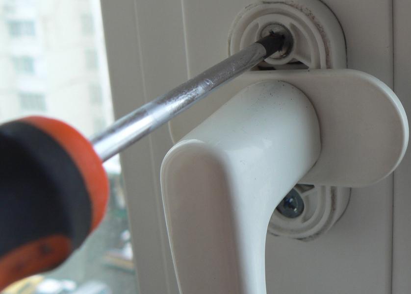 Image - DIY pvc balcony door repair