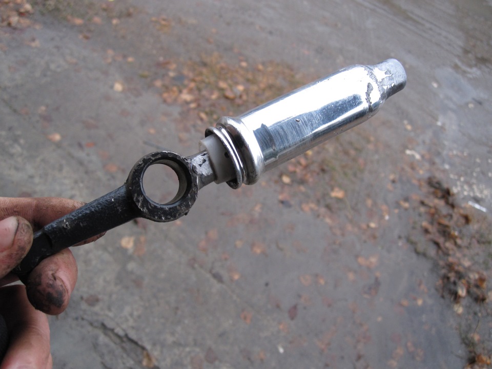 Image - Do-it-yourself repair of a Niva Chevrolet handout