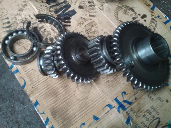 Image - DIY MTZ 80 gearbox repair